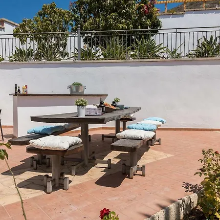 1 Charming Conde Private Garden Pool, Bbq! Вилла Адехе