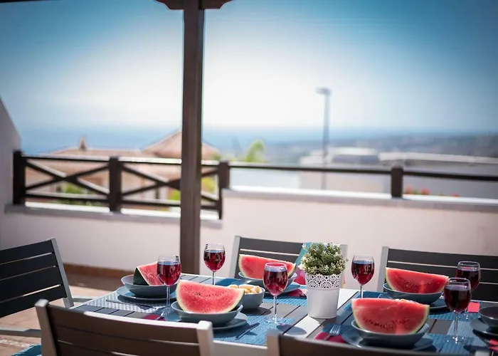 1 Charming Conde Private Garden Pool, Bbq! Вилла *