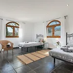 1 Charming Conde Private Garden Pool, Bbq! أذيخي