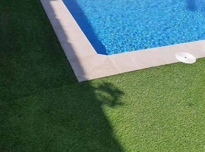 Вілла 1 Charming Conde Private Garden Pool, Bbq! *