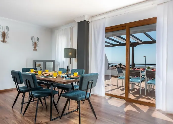 Вілла 1 Charming Conde Private Garden Pool, Bbq! Адехе