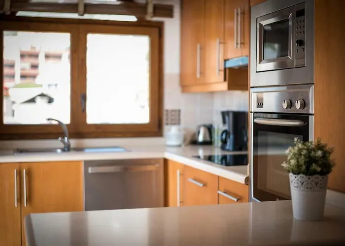 1 Charming Conde Private Garden Pool, Bbq! Вілла Адехе