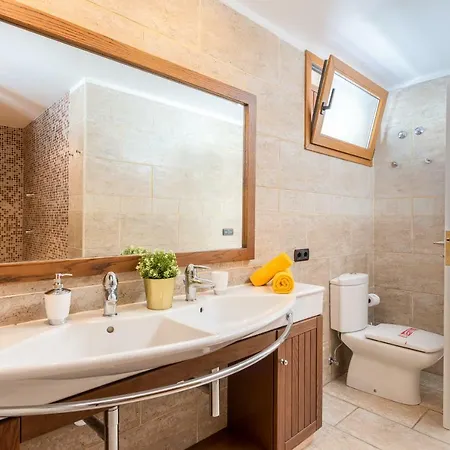 빌라 1 Charming Conde Private Garden Pool, Bbq! *